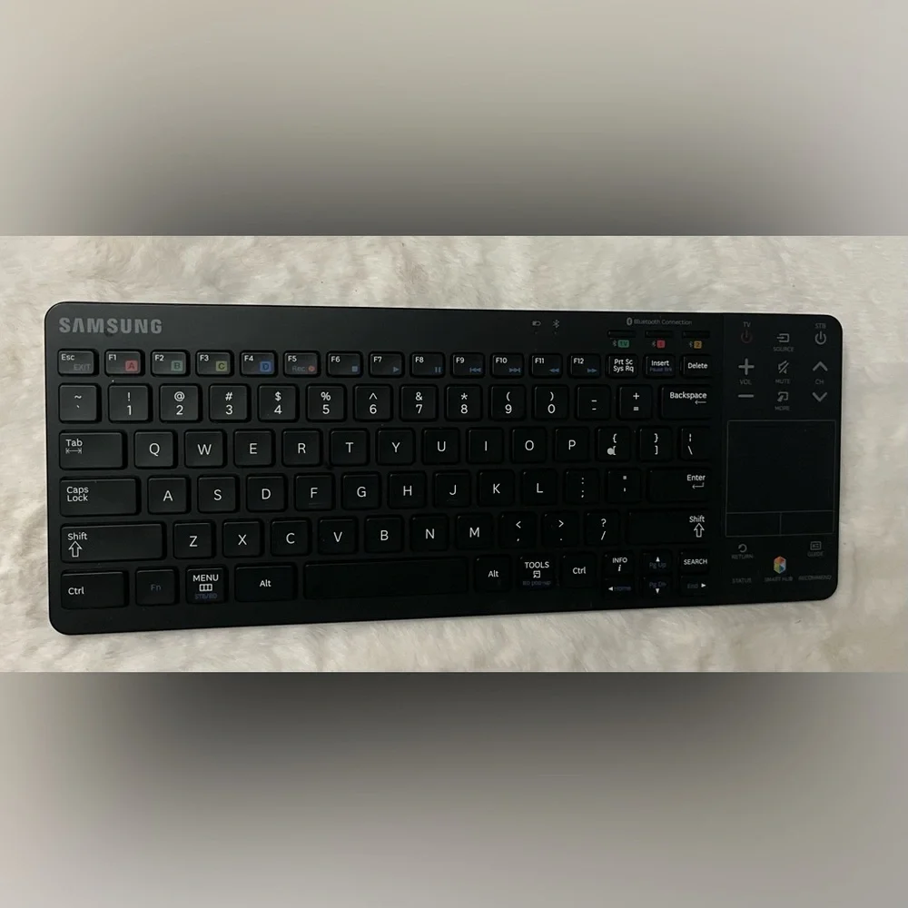 Samsung Black Wireless Keyboard with Touchpad